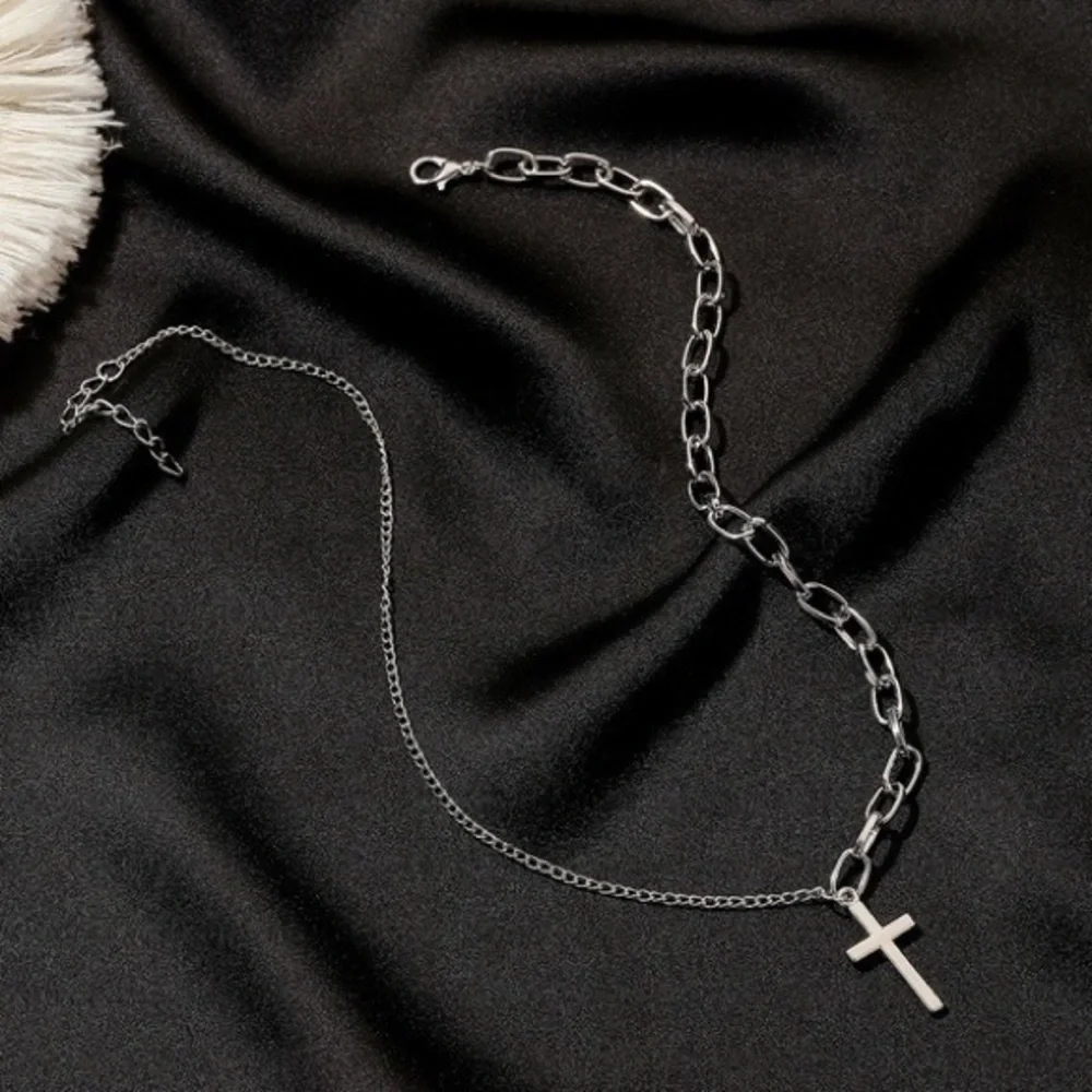 3/$30 💛🤍 Cross Half Chain Necklace
